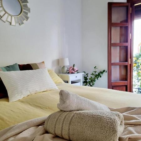 Hostfy Mercado De Triana Sevilla Exteriér fotografie
