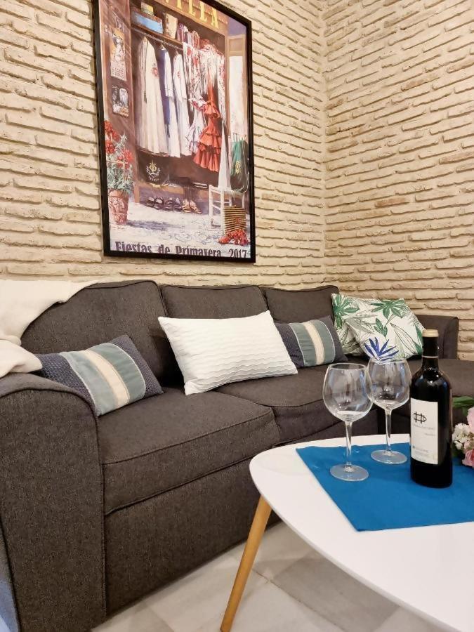 Hostfy Mercado De Triana Sevilla Exteriér fotografie